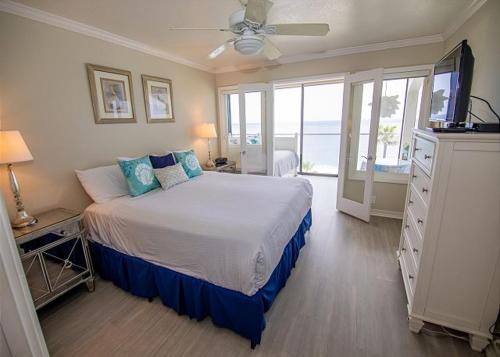 Two-Bedroom Apartment with Ocean View image 10