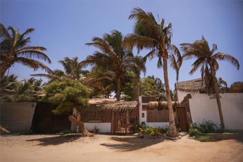 Los Almendros de Máncora