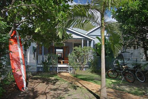 Three-Bedroom House image 1