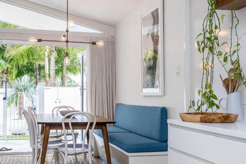 The Chalet - designer 3 BR retreat with pool, Byron Bay (foto 8)