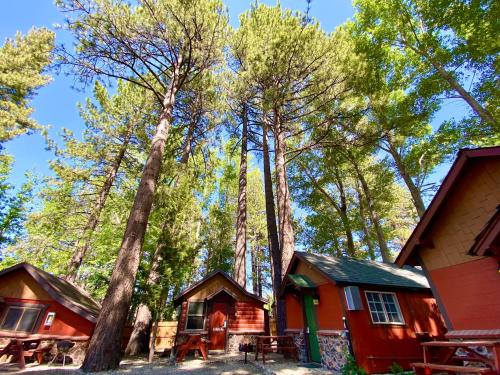 The Village Cabins in Big Bear Lake, Vereinigte Staaten von Amerika
