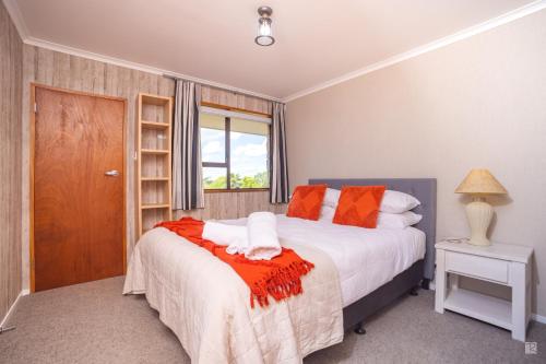 Spacious with fabulous views overlooking the city, Hamilton (zdjęcie 4)