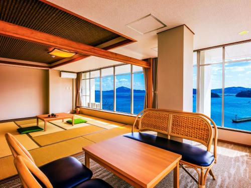 Superior Japanese-Style Room with Private Bath and Bay View