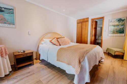 1 queen bed