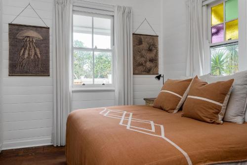 Four-Bedroom House image 10