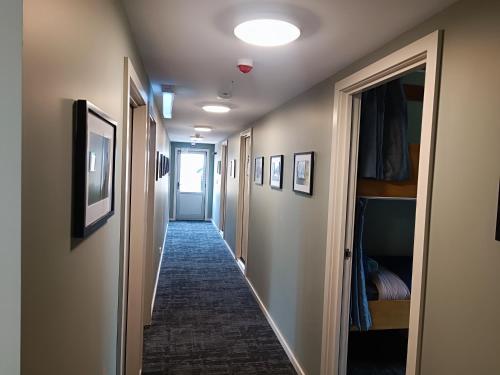 Vista exterior, Adventure Wanaka Hostel  in Wanaka