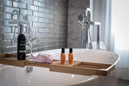 Presidential Suite image 9