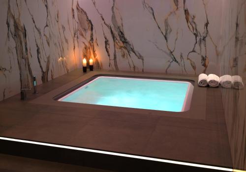 bubbelbad, Il Decameron Luxury Design Hotel in Odessa