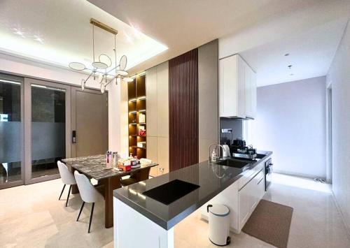 NEW Charming 2BR Apartment in Central Jakarta