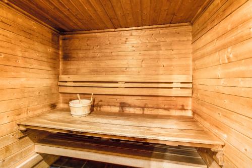 Sauna, Residence Pierre & Vacances Premium Les Fermes De Meribel in Meribel