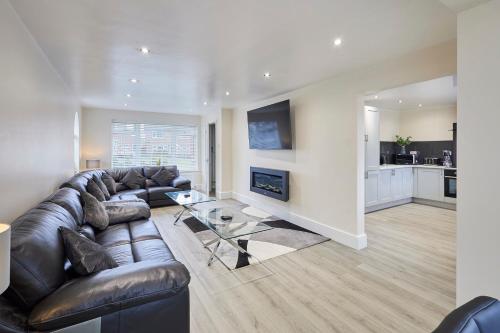 Facilities, Host & Stay - Violet's View near Beacon Farm Ice Cream Parlour and Cafe