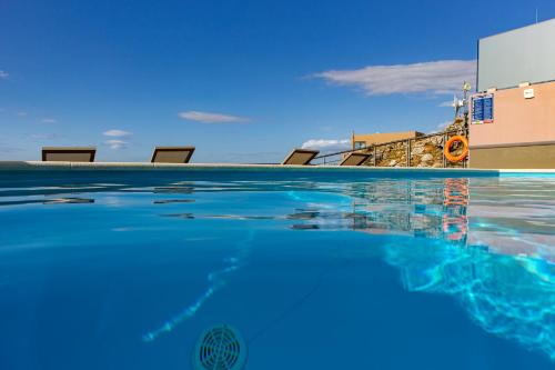 Villa Mari Chania, with private ecologic pool and amazing view!