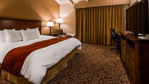 Best Western Tyrolean Lodge - image 12