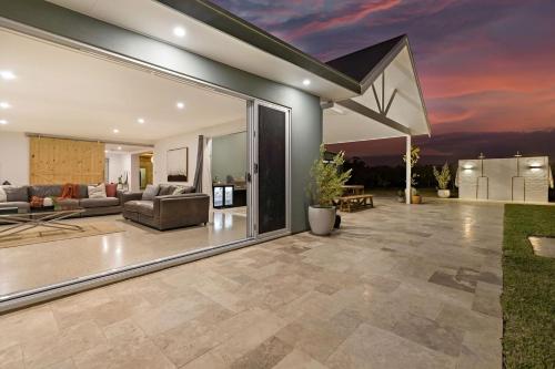 共用Lounge/電視區, Pethick House in 麥克拉倫韋爾