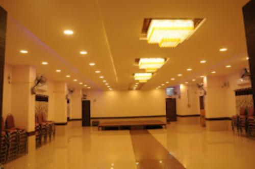 Udvendig, RJ Comforts Hotel And Lodging, Vikarabad in Vikarabad