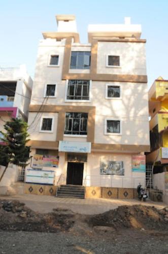 RJ Comforts Hotel And Lodging, Vikarabad