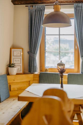 餐廳, Käferberghof im Burgenland, Komfortzimmer mit Frühstück, Bed & Breakfast, Urlaub am Bauernhof (Kaferberghof im Burgenland, Komfortzimmer mit Fruhstuck, Bed & Breakfast, Urlaub am Bauernhof) in 埃爾騰多夫