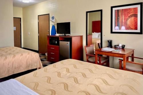 Quality Inn & Suites Wisconsin Dells Downtown - Waterparks Area