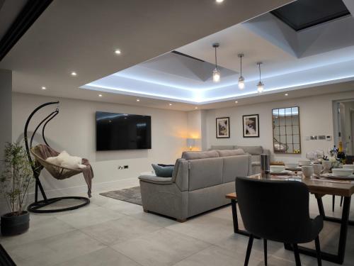 Kite View Cottage 30 mins drive to Heathrow, Legoland, Windsor Castle, 1 hr to London