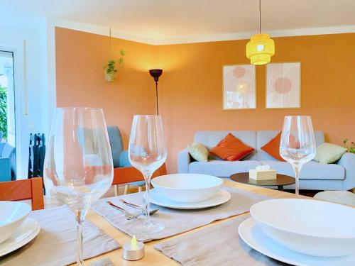 Faciliteter, Snug Stays 1 I 3-Zimmer Design Apartment am See mit Garten I Home Office I Highspeed Wifi in Wessling