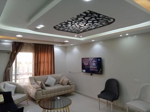 wow cozy new furnished comfortable apartment for rent in arab states street شقة سوبر لوكس جديدة جامعة الدول المهندسين