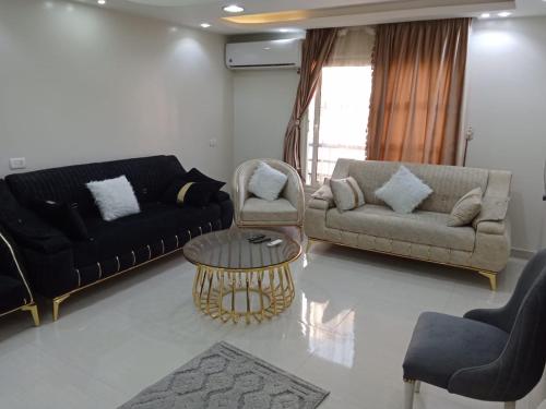 wow cozy new furnished comfortable apartment for rent in arab states street شقة سوبر لوكس جديدة جامعة الدول المهندسين