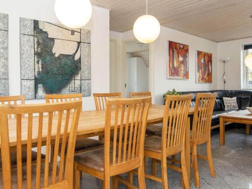 10 person holiday home in Ulfborg