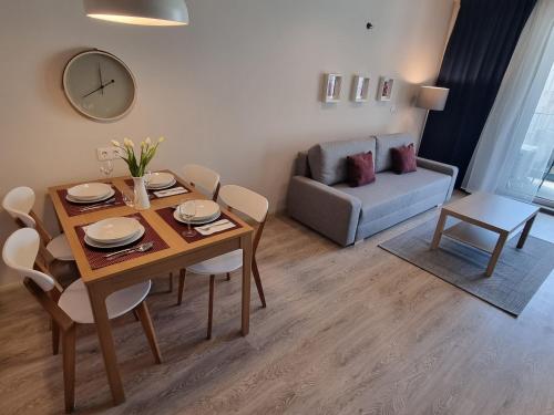 RiverCity Apartments - image 14