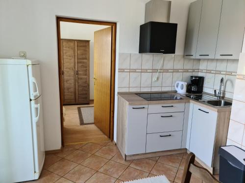 Apartments Mihalic - image 5
