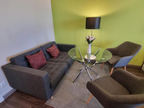 RiverCity Apartments - image 9