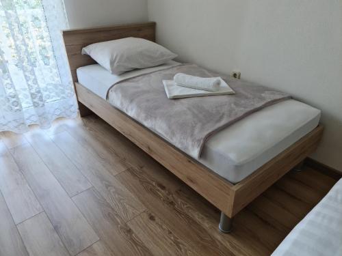 One-Bedroom Apartment image 8