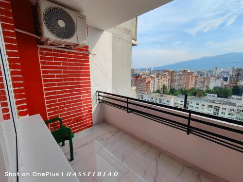 Тристаен апартамент в центъра, Sofia (Foto 3)
