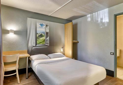 1 queen bed