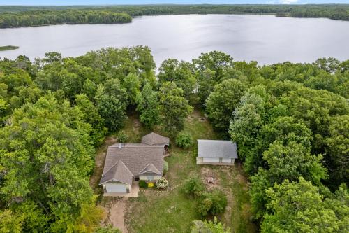 Lakeside Bliss - Serene Crosby Crosslake Retreat in Crosby, USA