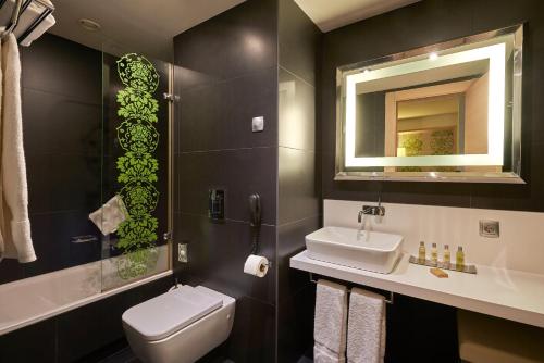 DoubleTree by Hilton Girona - image 11