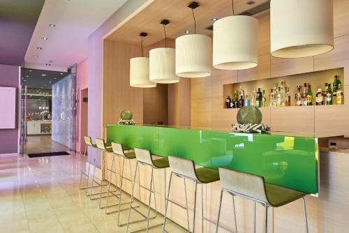 Bar/lounge, DoubleTree by Hilton Hotel Girona in Girona