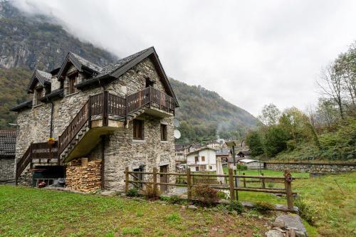  Niky in 28871 Anzino