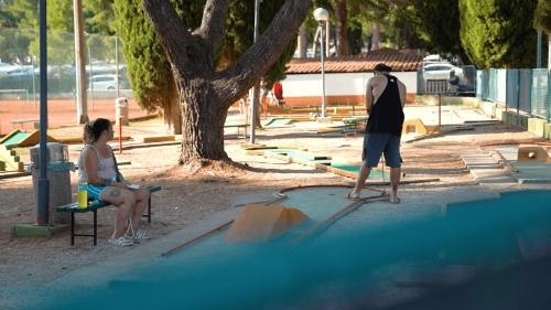 Easyatent Camping Valkanela – Vrsar, IA