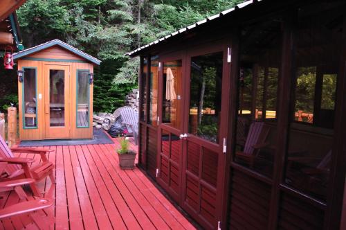Les Cabanes du Trappeur avec spa et sauna in Wentworth-Nord (QC)