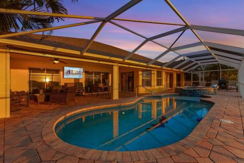 Villa Sundown - Spectacular Sunsets - Cape Coral - Roelens Vacations - image 2