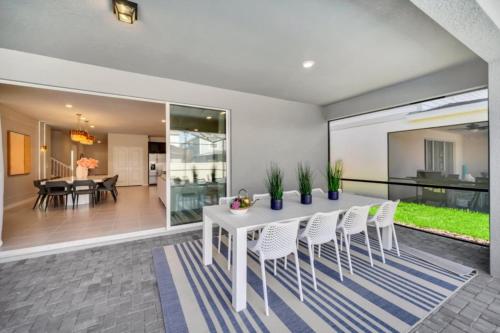 Holiday Home image 9