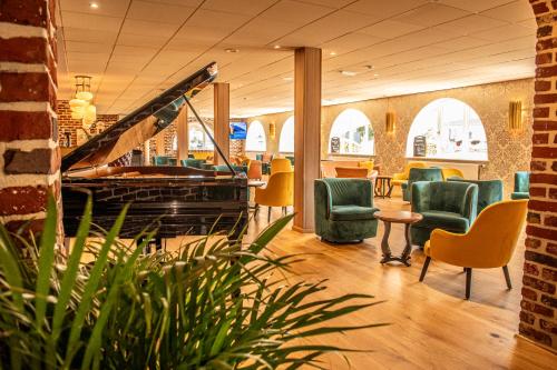 Bar/Lounge, Le Royal Picardie in Albert