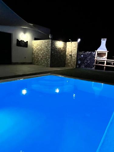 2 bedrooms villa with sea view private pool and enclosed garden at El Roque El Cotillo 1 km away from the beach