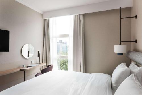 King Guest Room room in Ambasciatori Hotel Venice Mestre Tapestry Collection by Hilton