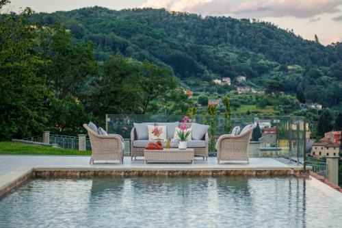 Villa Grema, a Farmhouse with Infinity Pool