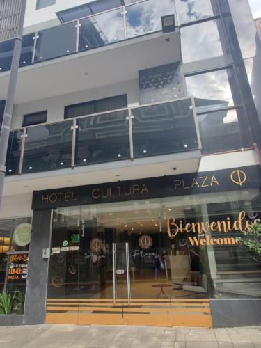 Exterior view, Hotel Cultura Plaza in San Jose
