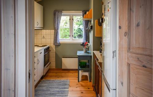 Κουζίνα, Beautiful Home In ros With Kitchen in Fagerstrand