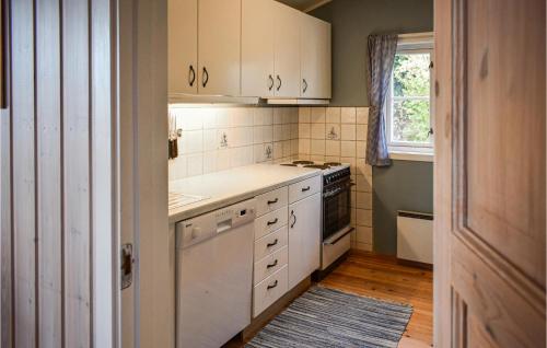 Κουζίνα, Beautiful Home In ros With Kitchen in Fagerstrand