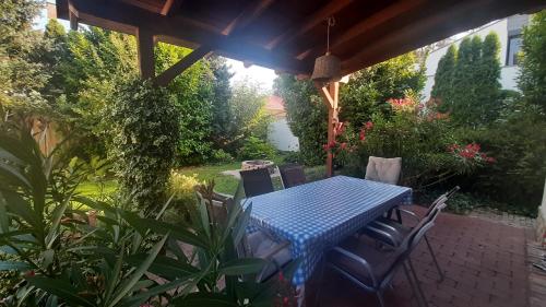 Létesítmények, Sunshine Villa Fonyódliget (Sunshine Villa Fonyodliget) in Fonyód