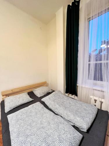 Main Square Rooms 4